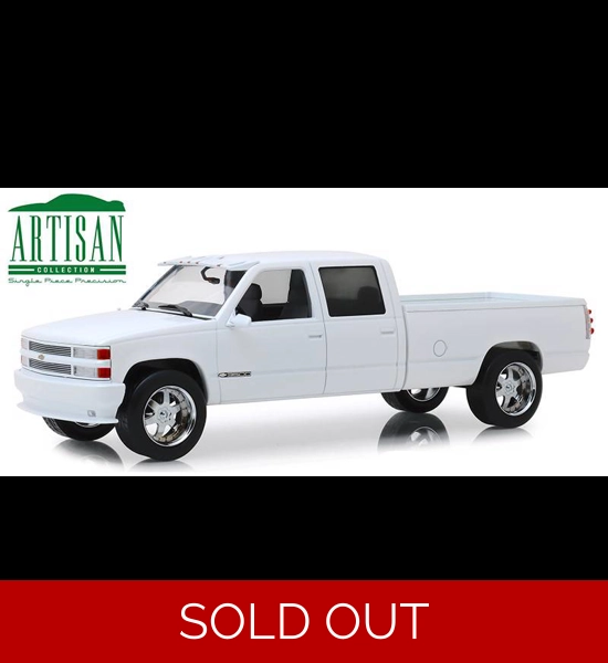 1997 Chevy Silverado 3500 1:18 Scale